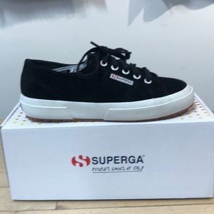 Superga Sneakers